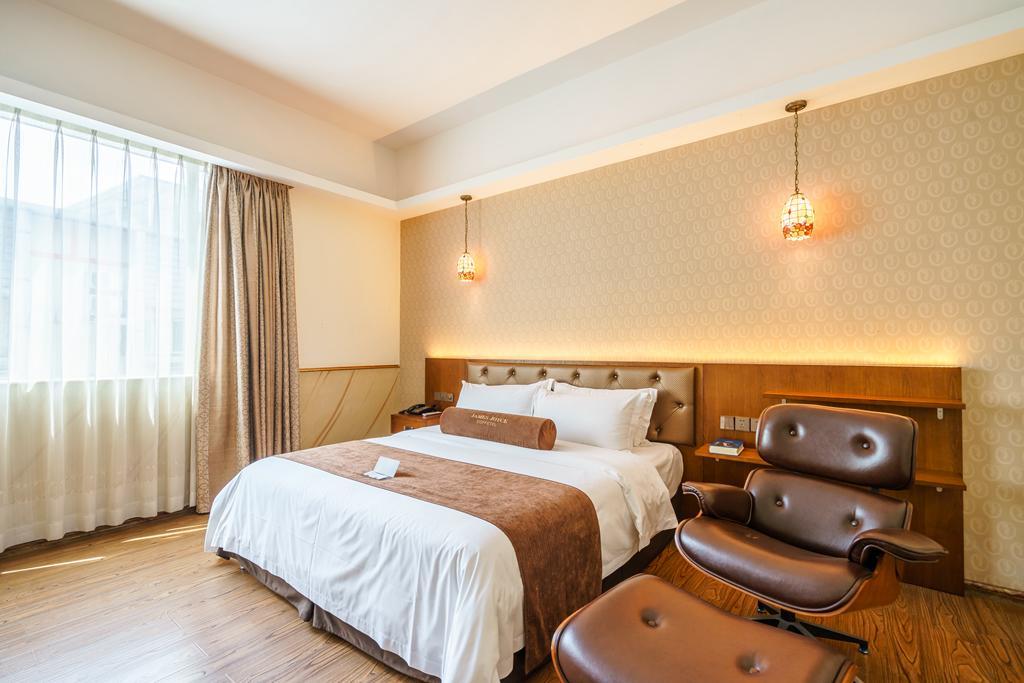 James Joyce Coffetel Hotel Guangzhou Shi Jing City Square Branch Exteriör bild