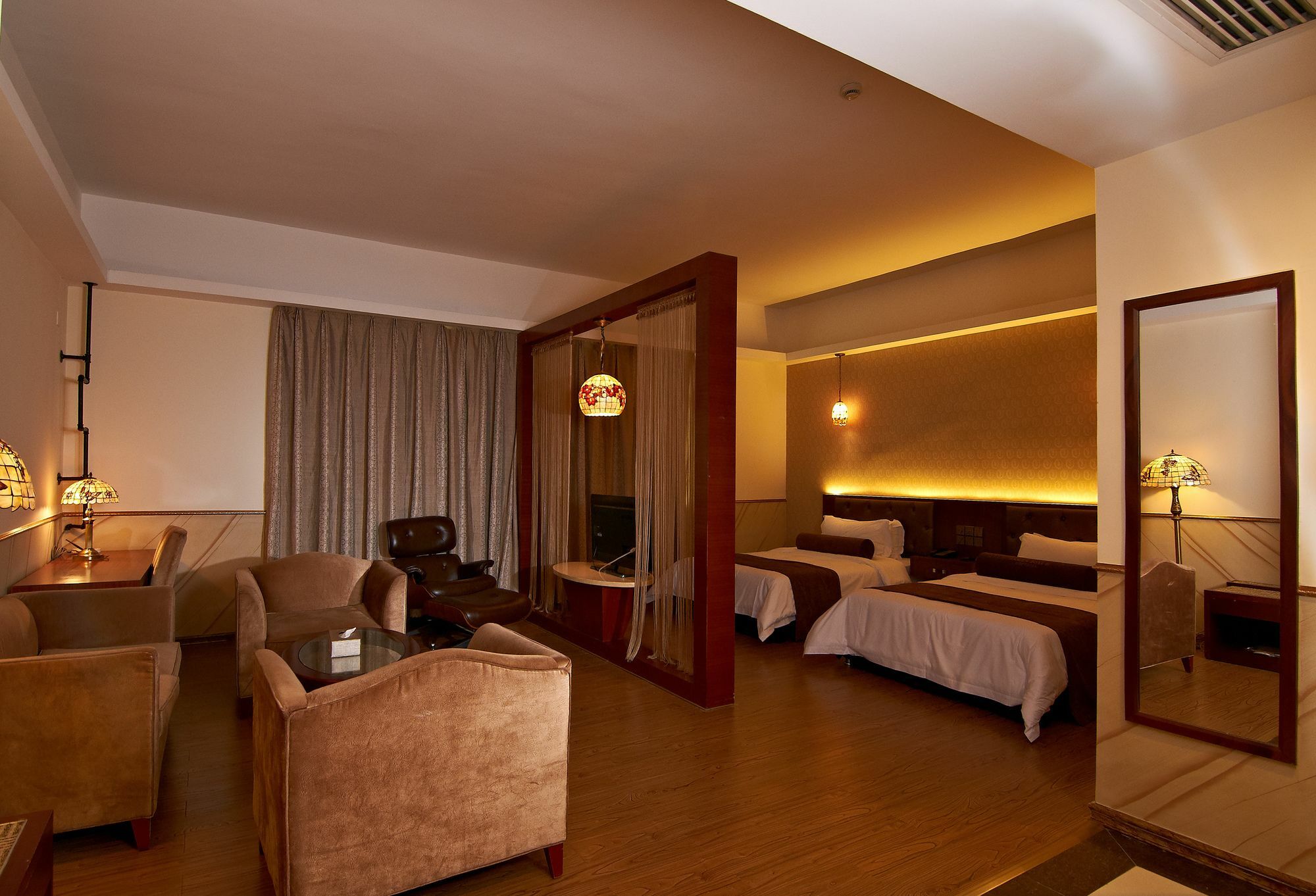 James Joyce Coffetel Hotel Guangzhou Shi Jing City Square Branch Exteriör bild